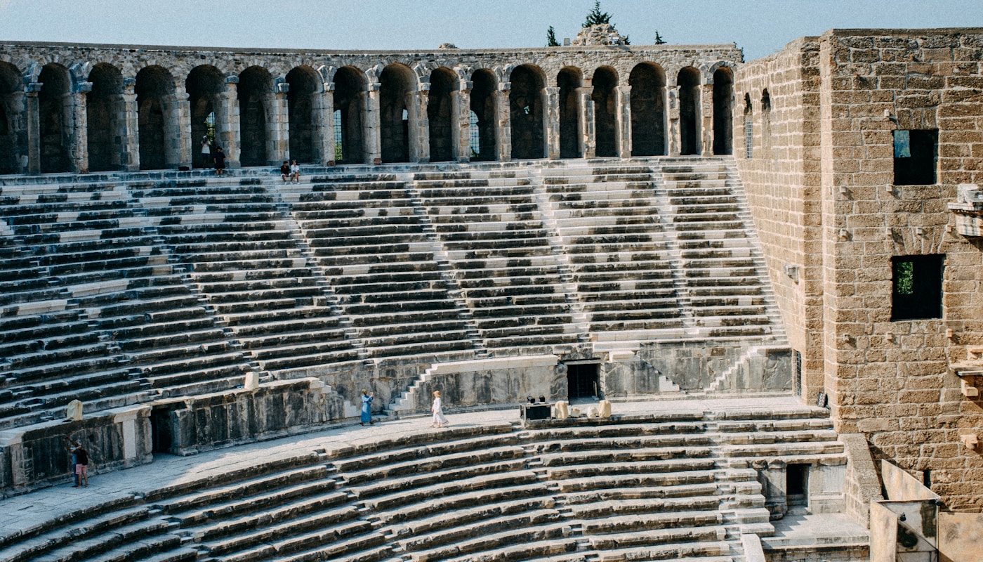 Anadolu Ateşi Dans Gösterisi — Aspendos